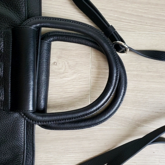 Halston NEW Large Pebble Leather Bag - Picture 9 of 11